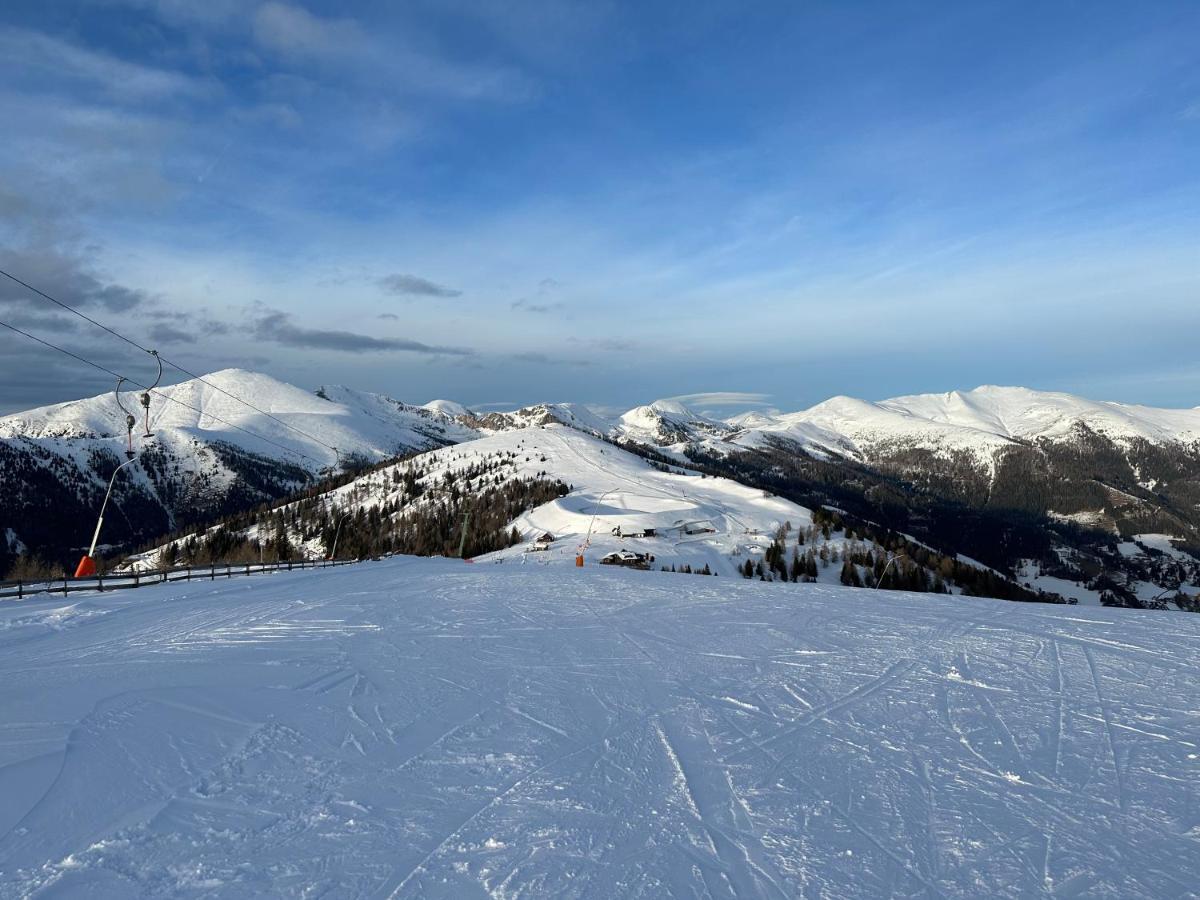Large Family Holiday Home Siren Stays Leoben  Экстерьер фото