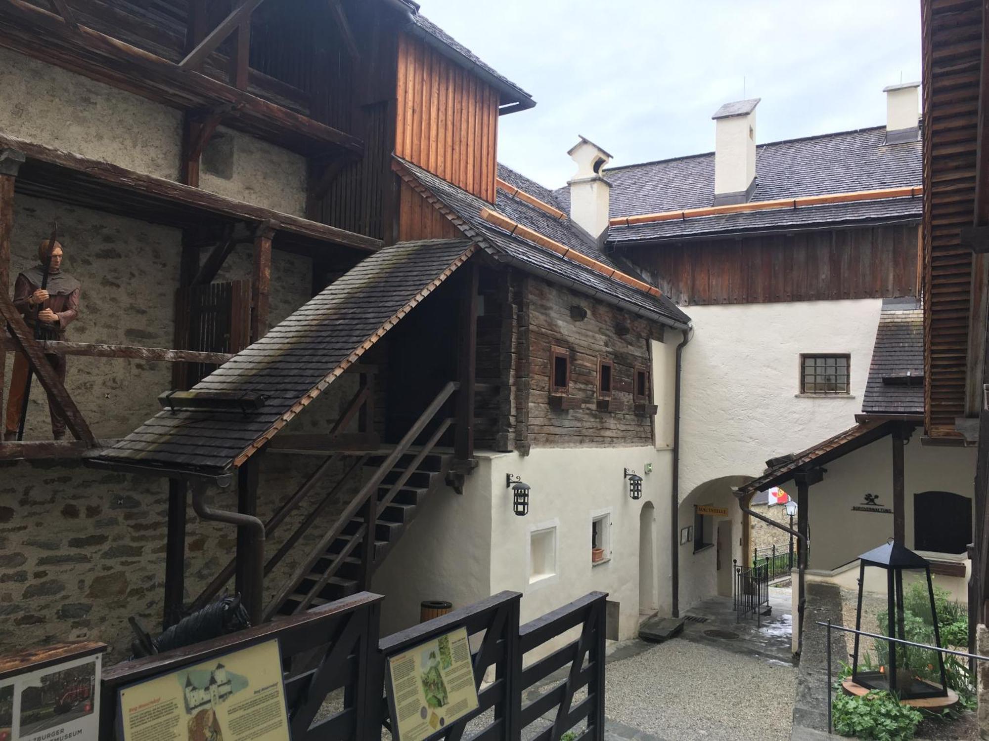 Large Family Holiday Home Siren Stays Leoben  Экстерьер фото